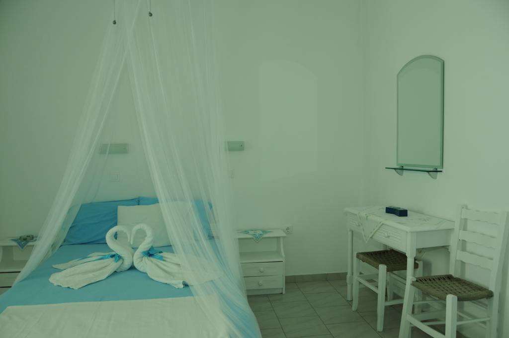 Paroscarmel Studio-Apartment Logaras Phòng bức ảnh